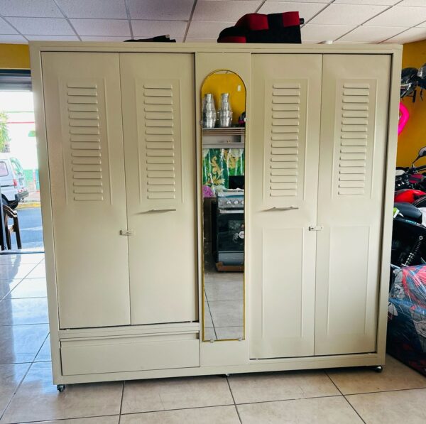 Closet Metalico 2x2